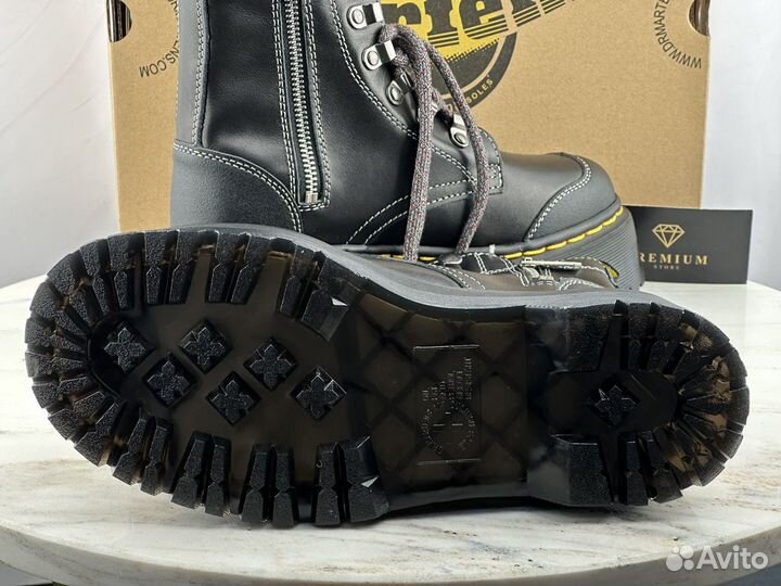 Ботинки Dr. Martens на платформе с молнией