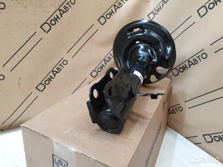 Амортизатор передний правый Toyota Camry V70