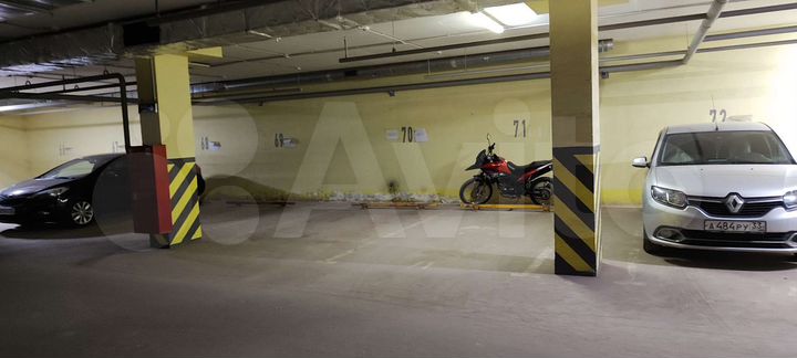 Машиноместо, 16 м²