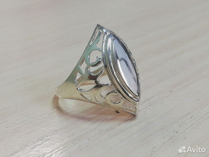 Серебряное кольцо