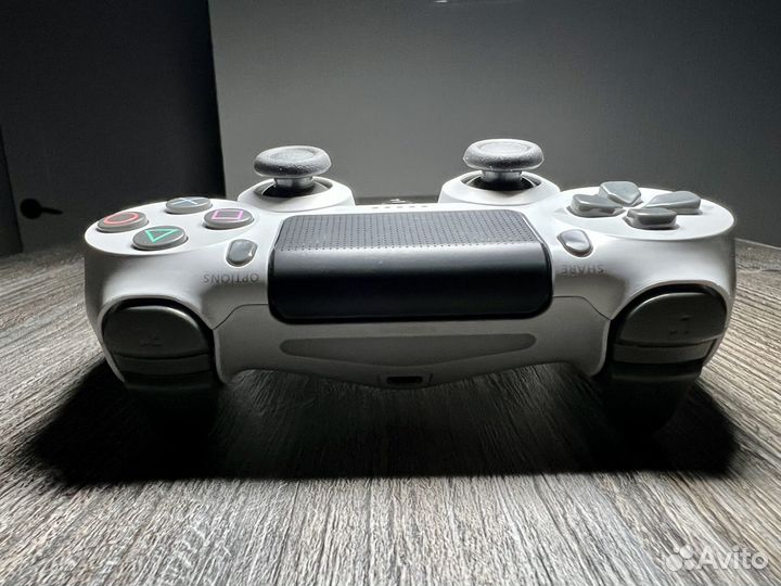 Джостик ps4