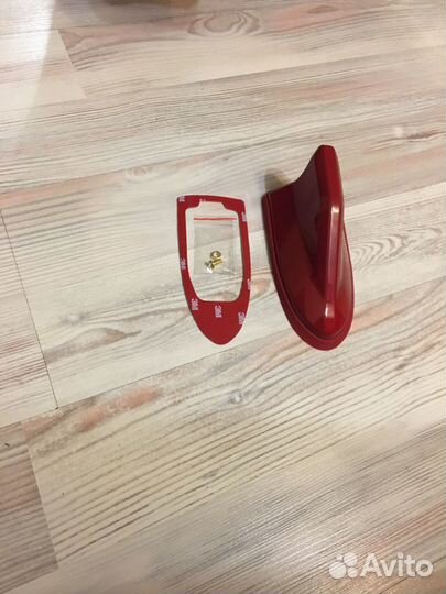 Плавник антена