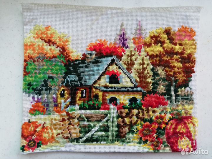 Картины вышитые крестом 6 шт
