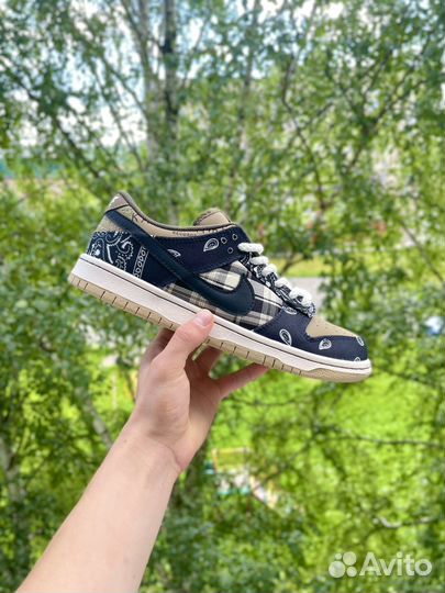 Кроссовки Nike SB Dunk Low Travis Scott