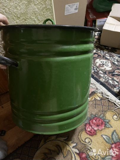 Большая эмалированная кастрюлю СССР 25литров