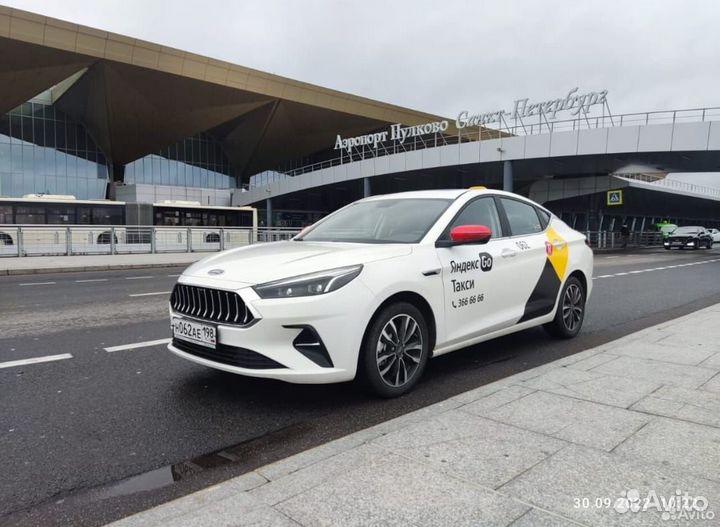 Аренда авто под такси комфорт, комфорт +