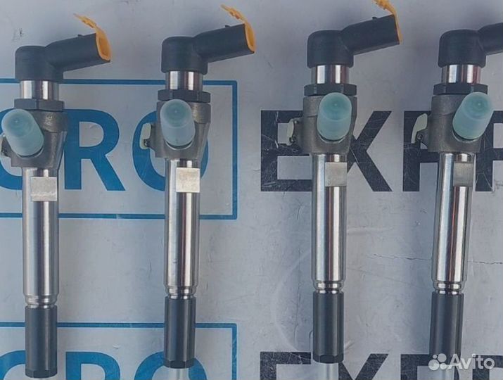 Форсунка Renault 166009445R новая оригинальная