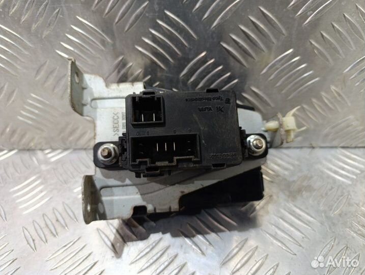 Блок управления центральным замком Kia Cerato купе