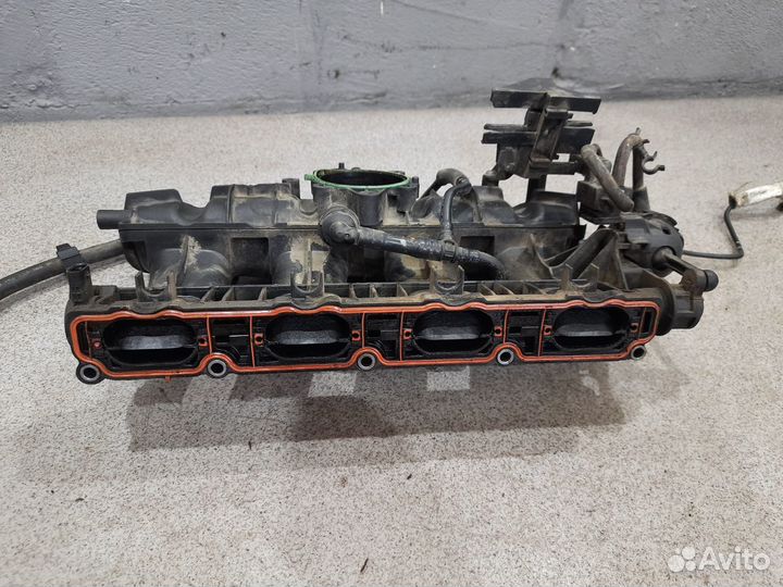 Впускной колектор в сборе для CDA Skoda Octavia A5