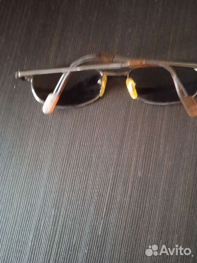 Солнцезащитные очки