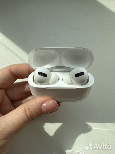 Наушники apple airpods pro 1