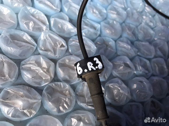 Датчик abs задний правый Honda Odyssey RL5 J35Z8