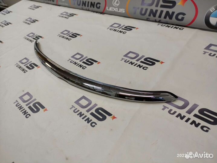 Молдинг капота Toyota Camry 55 14-17г