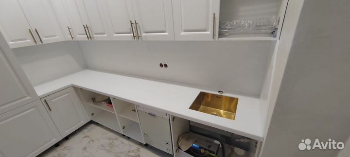 Столешница из камня (кварц, акрил)