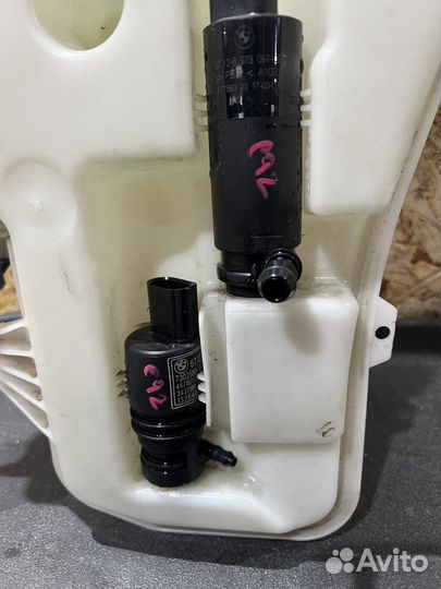 Бачок стеклоомывателя BMW E92 E93