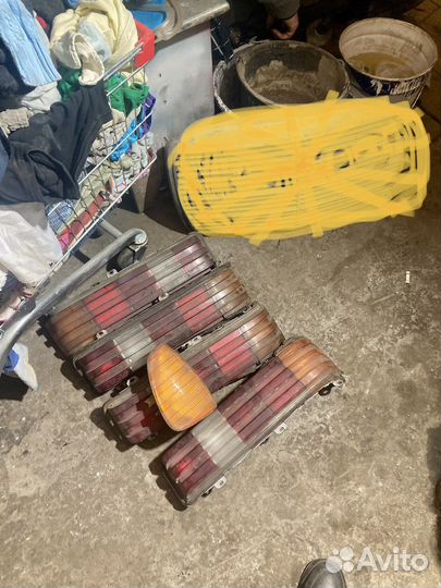 Фары задние Мерседес Бенц 123 кузов