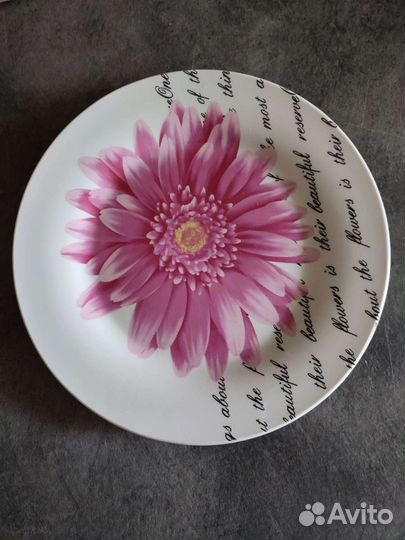 Тарелка с ложкой