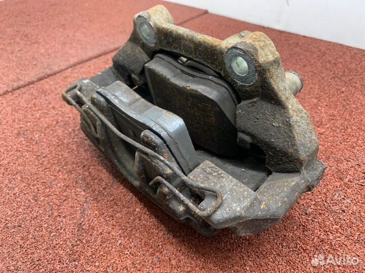 Суппорт тормозной передний правый Skoda Rapid