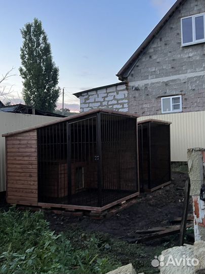 Вольер с будкой