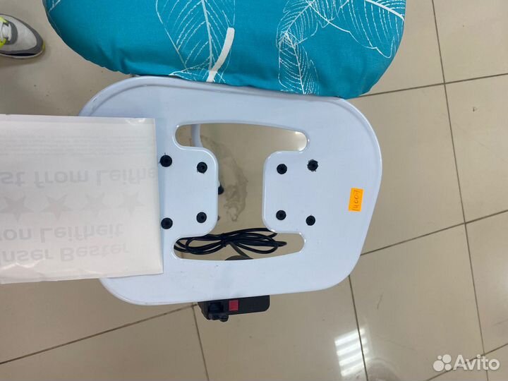 Гладильная доска Leifheit AirBoard Compact M Plus