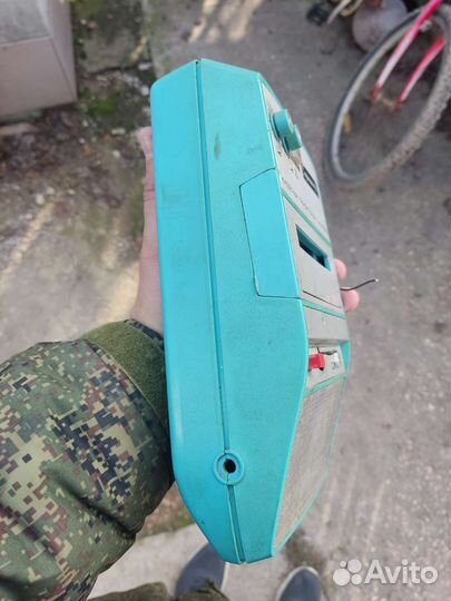 Магнитофон Спутник 403