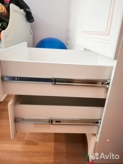 Шкаф в детскую