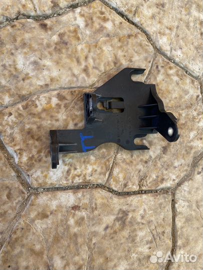 Кронштейн абсорбера Audi TT 8J