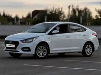 Hyundai Solaris 1.6 AT, 2017, 298 000 км, с пробегом, цена 920 000 руб.