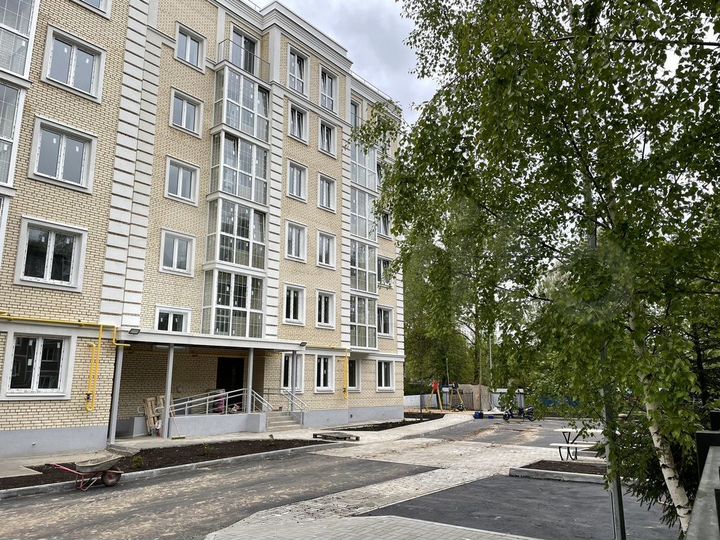 2-к. квартира, 54,9 м², 1/6 эт.
