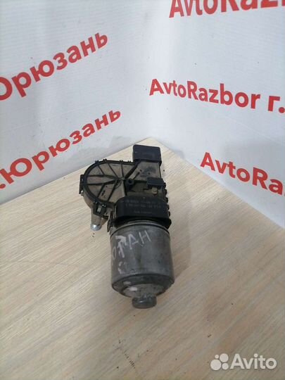 Мотор дворников Renault Logan