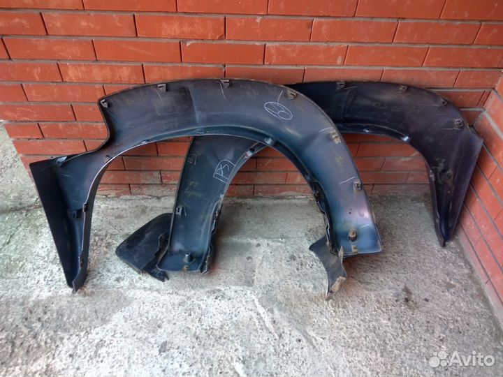 Расширители крыльев задние Mazda BT 50 2006-2012