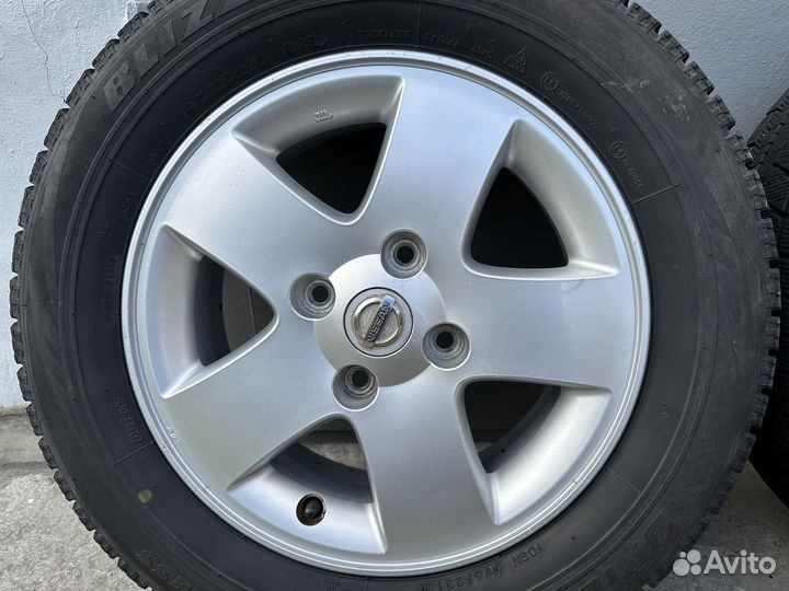 Зимние колёса 195/65R15 Bridgestone Nissan NV200