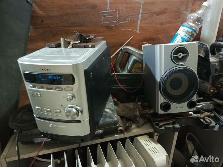 Музыкальный центр sony