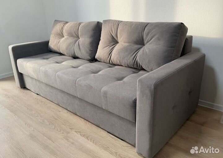 Прямой диван-еврокнижка с механизмом пантограф