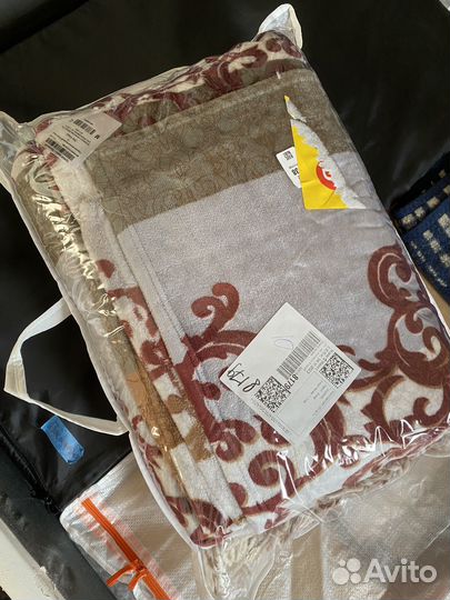 Пледы и полотенца пакетом