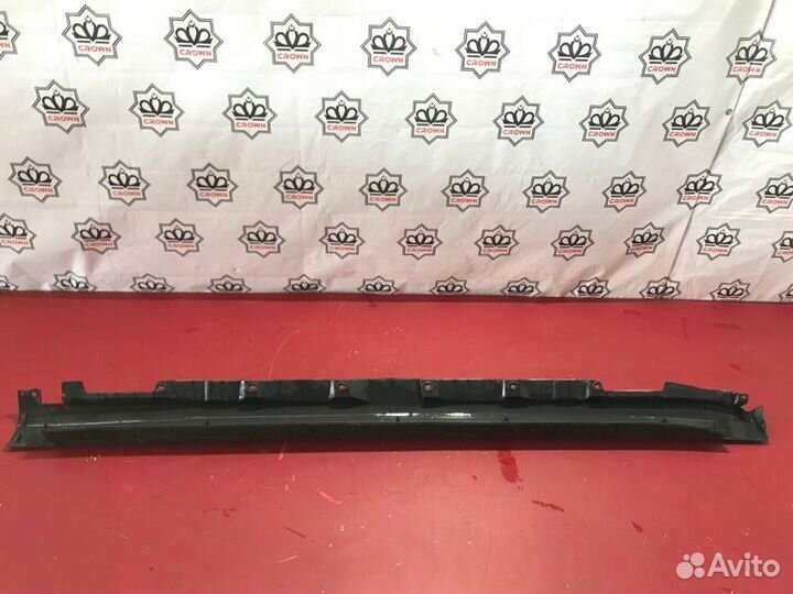 Накладка на порог левая Toyota Avensis Т250
