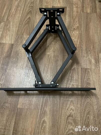 Кронштейн для телевизора