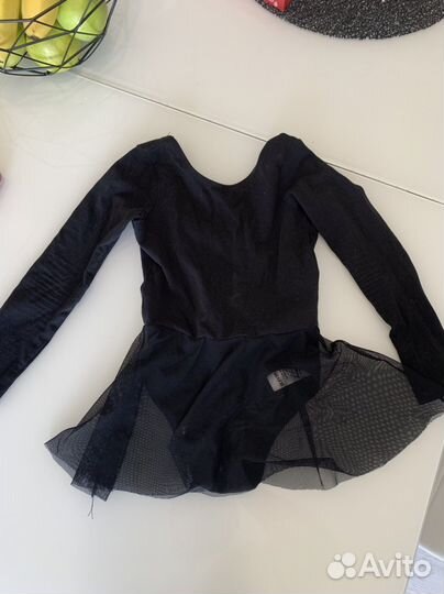 Продам два купальника для занятий гимнастики