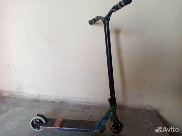 Трюковой самокат