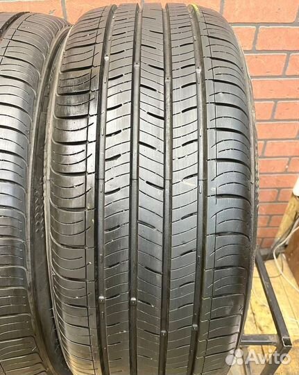 Kumho Solus TA31 215/55 R17 94V