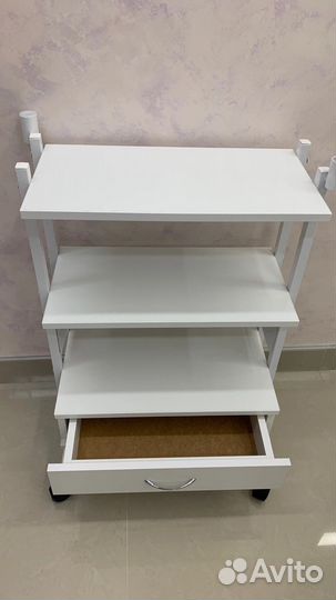 Столик для косметолога