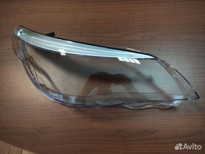 Стекла фар правое левое BMW E60 Е60 с ресничками