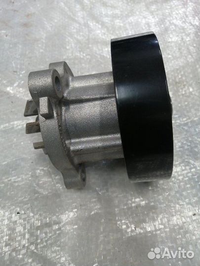 Помпа Nissan X-Trail T31 2008