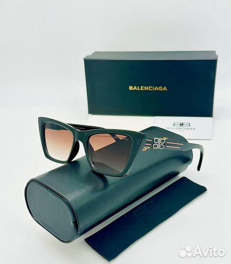 Солнцезащитные очки balenciaga