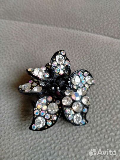 Заколка-краб