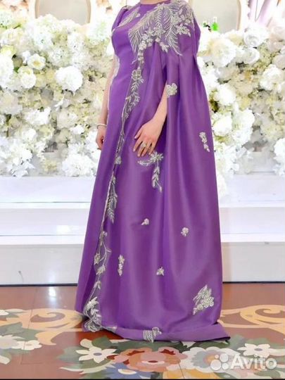 Вечернее платье