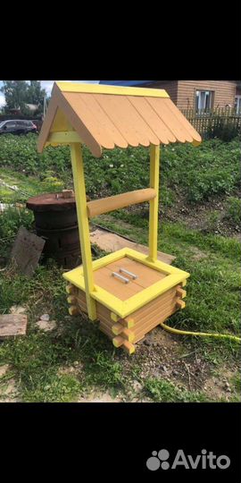 Колодец декоративный