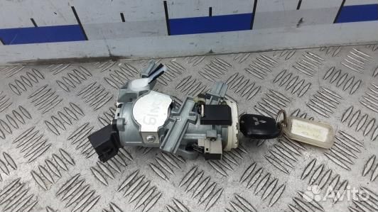 Замок зажигания mitsubishi pajero 4 (3DN19J101)