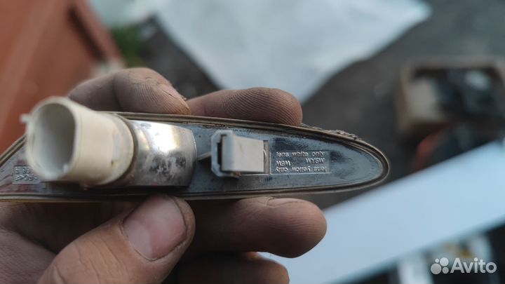 Правый повторитель поворота в крыло bmw e46