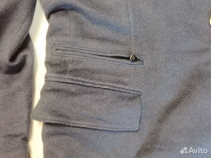 Пальто Corneliani ID. 54-56 размер. Италия